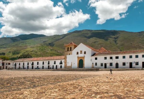BOYACA (VILLA DE LEYVA, RAQUIRA, CHIQUINQUIRA,PUEBLITO BOYACENSE, PANTANO DE VARGAS) - Imagen 2