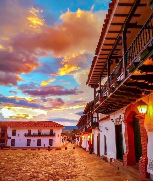 BOYACA (VILLA DE LEYVA, RAQUIRA, CHIQUINQUIRA,PUEBLITO BOYACENSE, PANTANO DE VARGAS)