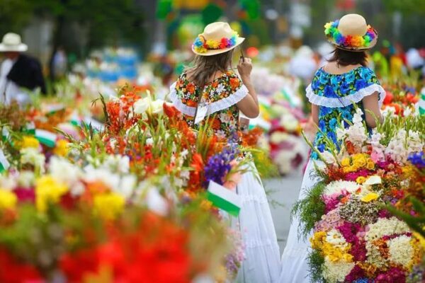 MEDELLIN (FERIA DE LAS FLORES) - Imagen 10