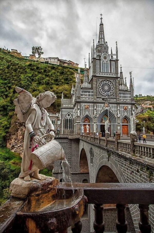 PASTO (SANTUARIO DE LAS LAJAS)